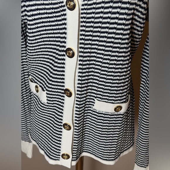 Elie Tahari Striped Black and White Women's Snap Button Sweater. - NWT - Picture 3 of 9